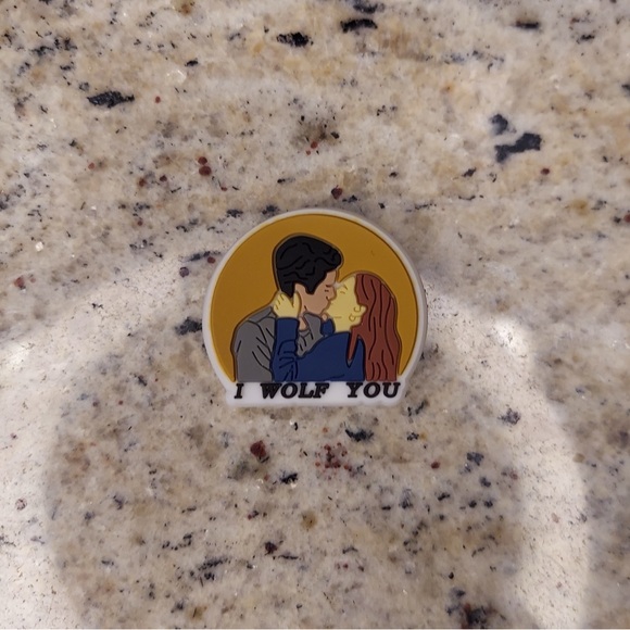 *New* You Jibbitz Bundle - Picture 2 of 2